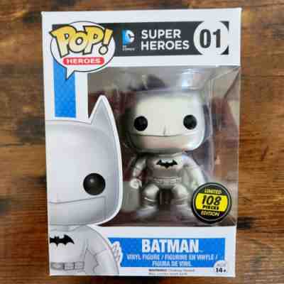 Batman (silver) - Funko Pop! - Rarest (non-Freddy) Batman Pop! - Great condition