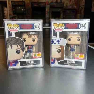 Funko Pop! Stranger Things Steve #675 And Robin #674 2018 SDCC Exclusive LE