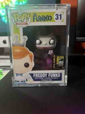 Freddy Funko As Dark Knight Joker MINT !!