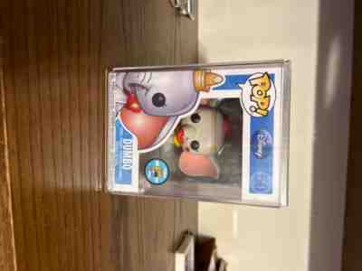 funko pop dumbo clown in a hard protective case it's a 2013 Comic-Con 48 piece