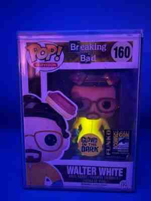 Funko Pop! Vinyl Breaking Bad 160 Walter White Hazmat Suit Yellow SDCC Glow 2014