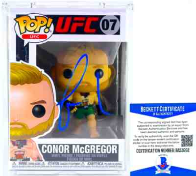 Autographed Conor McGregor Signed Funko Pop! UFC Series 2 #07 Beckett Authenticâ??