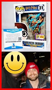 RARE Daniel Radcliffe SDCC Autographed Harry Potter Broom 31 Funko Pop Beckett