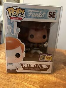 Funko Pop! Freddy Funko - White Ranger & Blue Ranger Combo!