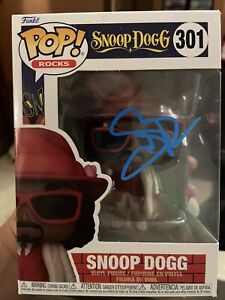 Autographed Snoop Dogg 301 Funko Pop