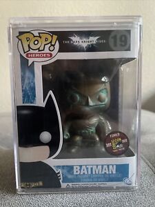 Funko POP! Heroes: The Dark Knight Rises #19 Batman (2012 SDCC 480 pcs. Patina)