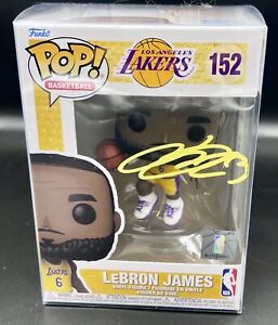 Funko Pop! Basketball Lebron James #152 NBA LA Lakers Yellow Jrsy. AUTO with COA