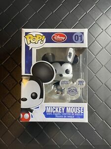 Disney Store D23 Funko Pop - Mickey Mouse Metallic #01 SDCC Limited Editon 480pc