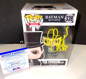 Danny DeVito The Penguin Batman Returns #339 Auto Signed Funko Pop PSA Hologram