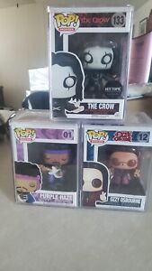 VINTAGE FUNKO POP JIMI HENDRIX,OZZY OSBOURNE,THE CROW. SLIGHT BOX DAMAGE ????