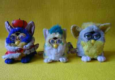 FURBY LOT X 3 Tiger Electronics:Confetti Banana Peel+Royal Majesty W/TAGS