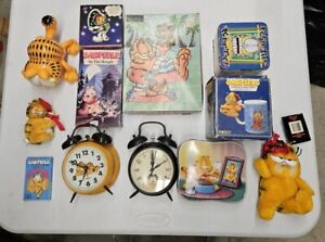 Garfield Lot: Clock Door mat lunch Box Thermos Pillow Mug Puzzle Video Music Box