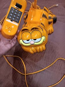 Vintage Tyco Garfield Phone