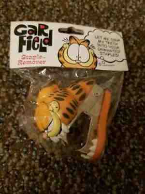 VINTAGE GARFIELD STAPLE REMOVER by PAWS Sealed in Package
