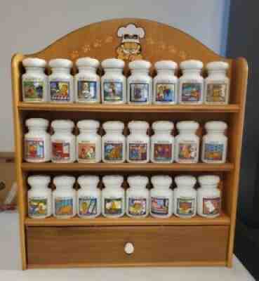 The Danbury Mint Paws Collection 94' Garfield and Paws Spice Rack Complete RARE!