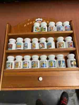 The Danbury Mint Paws Collection 94' Garfield and Paws Spice Rack Complete RARE!