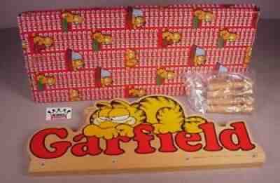 VTG Enesco Garfield Cat Wooden Coat Rack 1978 Cartoon Hat towel holder NOS MIB