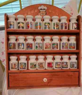 The Danbury Mint PAWS COLLECTION 1994 Garfield and Paws Spice Rack Complete