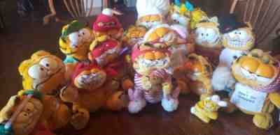 Vintage Garfield 1978-1981 Lot of 16 Plush Stuffed Animals and Widow Clings Rare