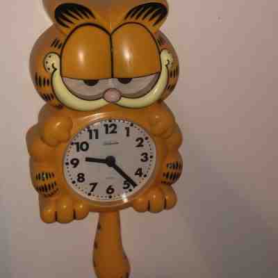 Vtg Sunbeam Garfield Clock Fully Working Moving Tail & Eyes 1981 Cartoon