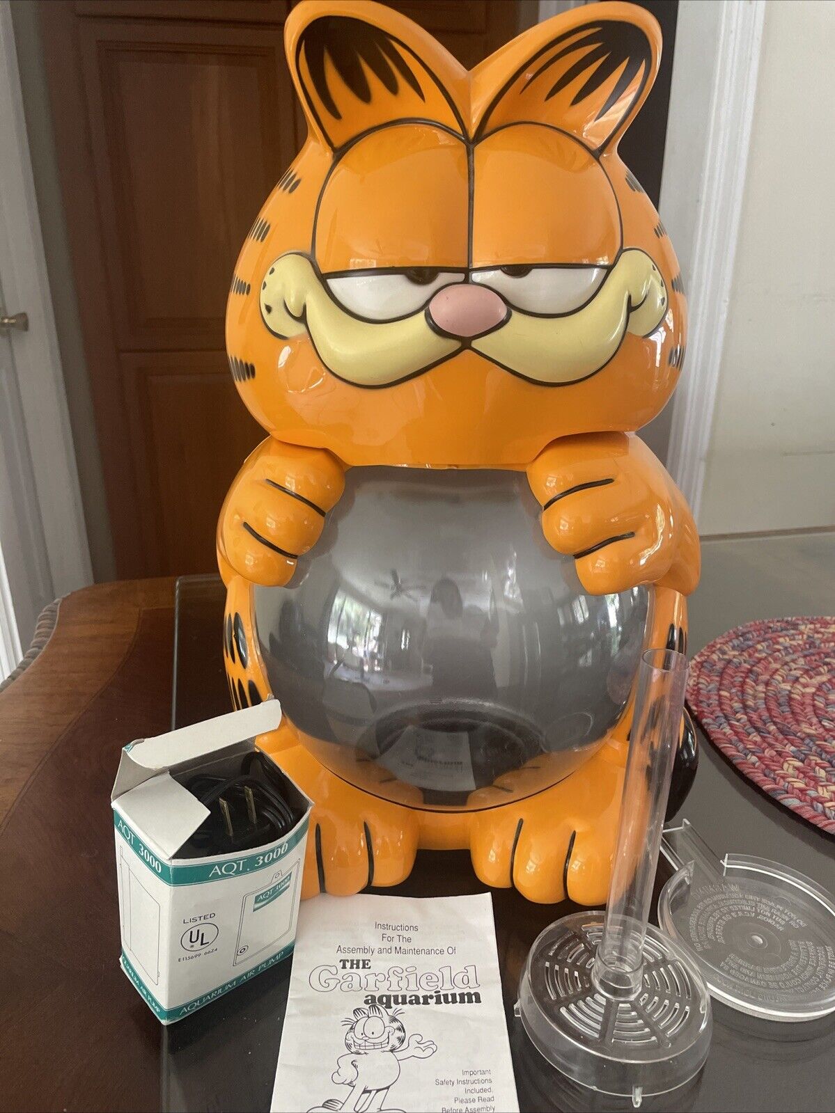 Garfield 1978 Vintage 18” Lighted Fish Tank Aquarium 2 Gallon