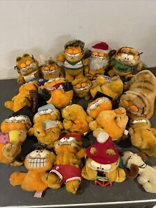 Vintage Lot 19 Garfield Plush Toy Santa Golf Sled Window Cling Baseball Stuffy