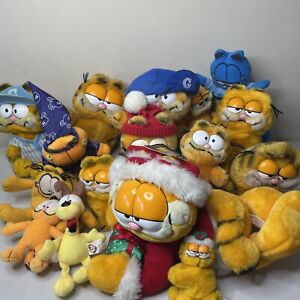 VTG & Modern LOT 16 Garfield the Cat Odie Plush Stuffed Animal Dolls Toy Figures