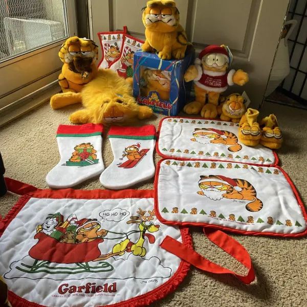 Vintage RARE GARFIELD 70s 80s Dakin Plush Lot Christmas Stockings Apron Footies