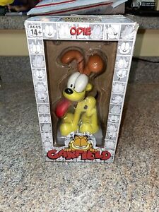 New Factory Entertainment Garfield Shakems Odie Figure Collectible RARE