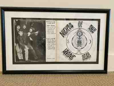Original Grateful Dead Album Cover signed by entire band