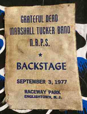 GRATEFUL DEAD - RACEWAY PARK - ENGLISHTOWN - SEPT 3, 1977 - BACKSTAGE PASS! RARE