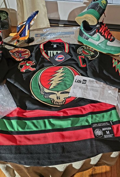 Grateful Dead x LHD Lids Hat Drop Hockey Jersey Size M, Dave's Picks, Philly 83'
