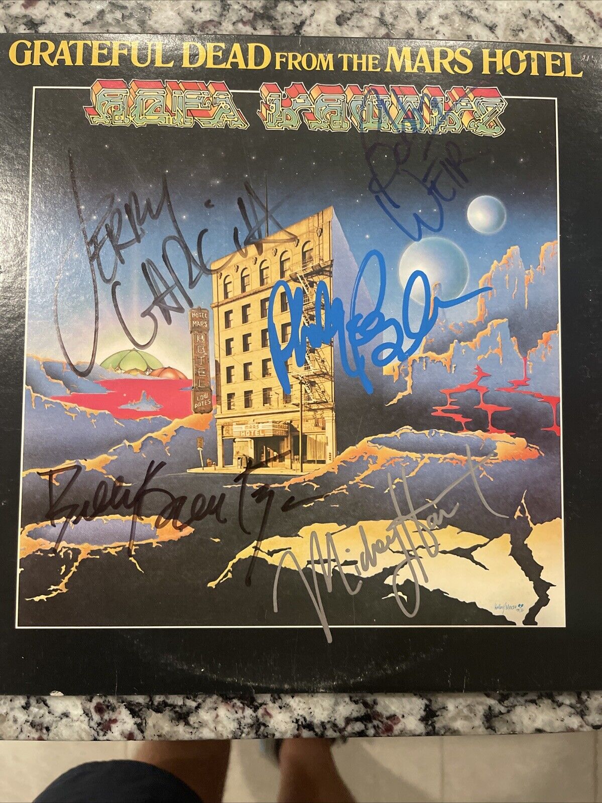 Grateful Dead LP  Autographed By Garcia Weir Lesh Hart Kreutzmann
