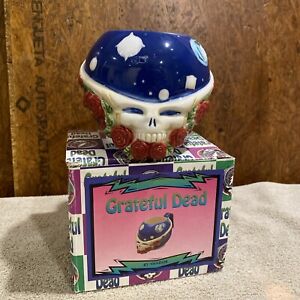 Vintage 1998 Grateful Dead "SPACE YOUR FACE" Skull Roses Mug Cup by Vandor