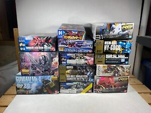 Gundam Model Kits Used Built Lot of 13 High Grade Master Grade Real Grade Nice