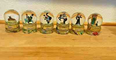 Hallmark Harry Potter Mini Snow Globes Set of 6 Complete challenge