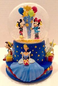 Disney & Hallmark 2001 Walt Disney 100th Musical Birthday Snowglobe Walt's 100th
