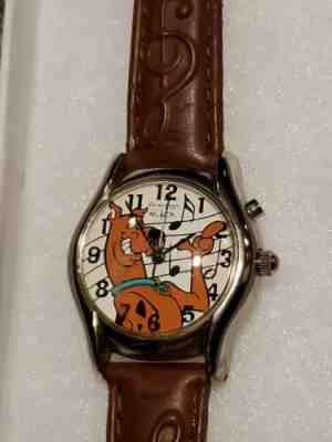  Scooby Doo Musical Watch Leather Band Music Play Armitron 1999 WORKS unused
