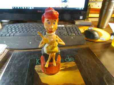VINTAGE HANNA BARBERA WILMA FLINTSTONES GIANT KOHNER PUSH PUPPET WORKING EXC+