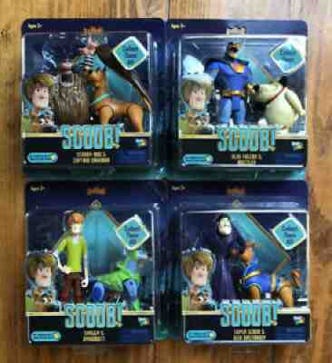 NEW SCOOB MOVIE FIGURES SET/4 Scooby Shaggy Captain Caveman Blue Falcon Dynomutt