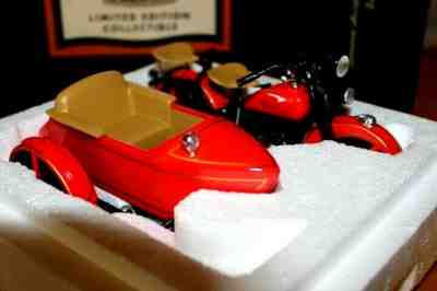 Genuine Harley Davidson Die Cast 1933 Motorcycle Sidecar Bank Red 99199-93V COA