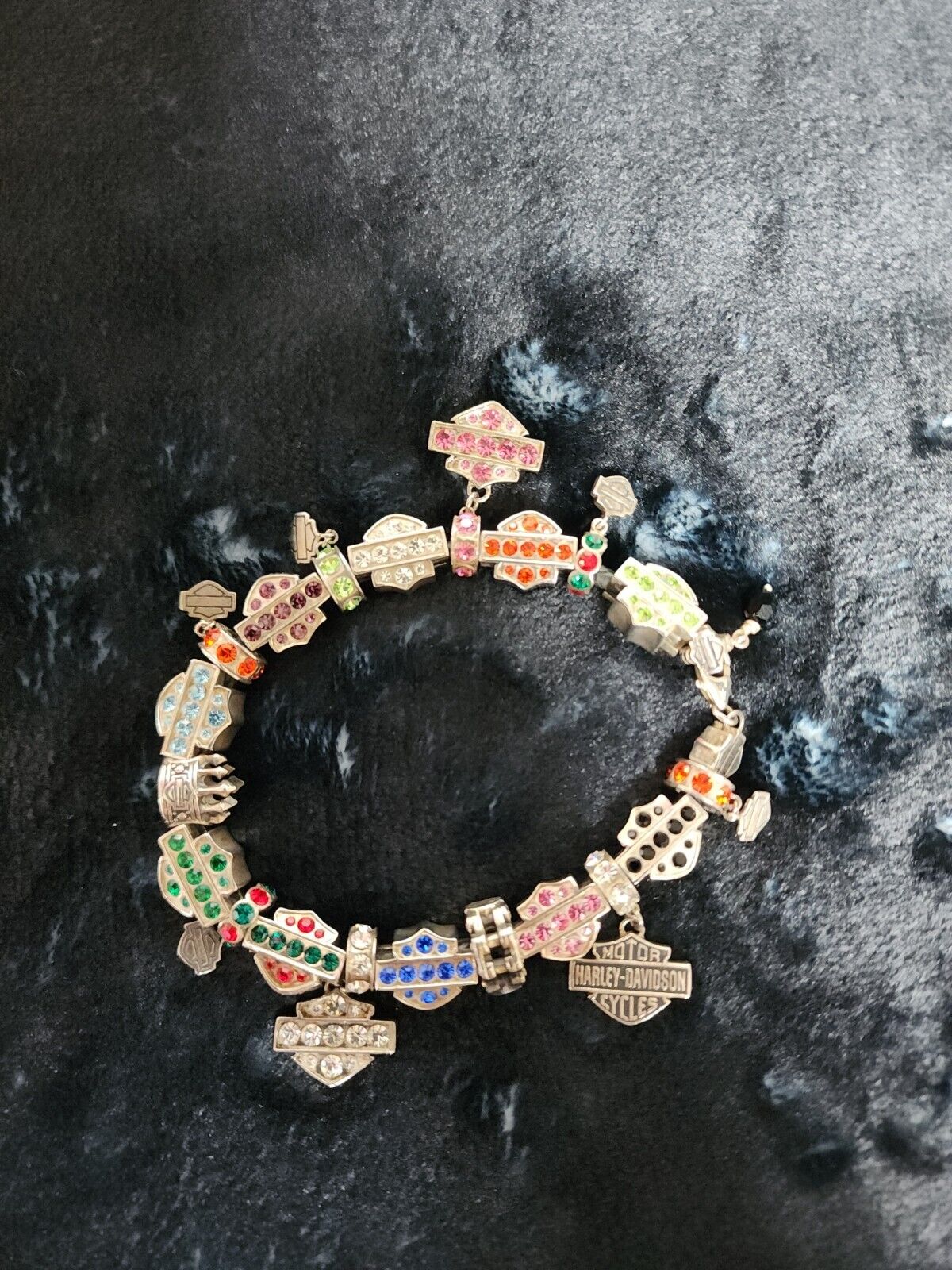 Harley Davidson Sterling Silver 21 Charms Bracelet Look Never Worn  Awsome!!!!!