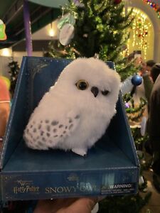 Wizarding World of Harry Potter Universal Studios Snowy Owl Toy w/Sound & Motion