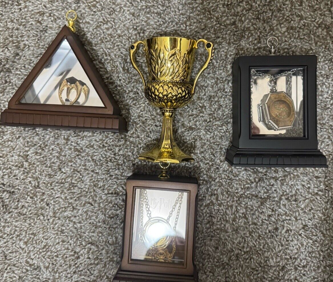 Harry Potter-Nobel Collection Replicas - (3) Horcruxes W/ Time Turner