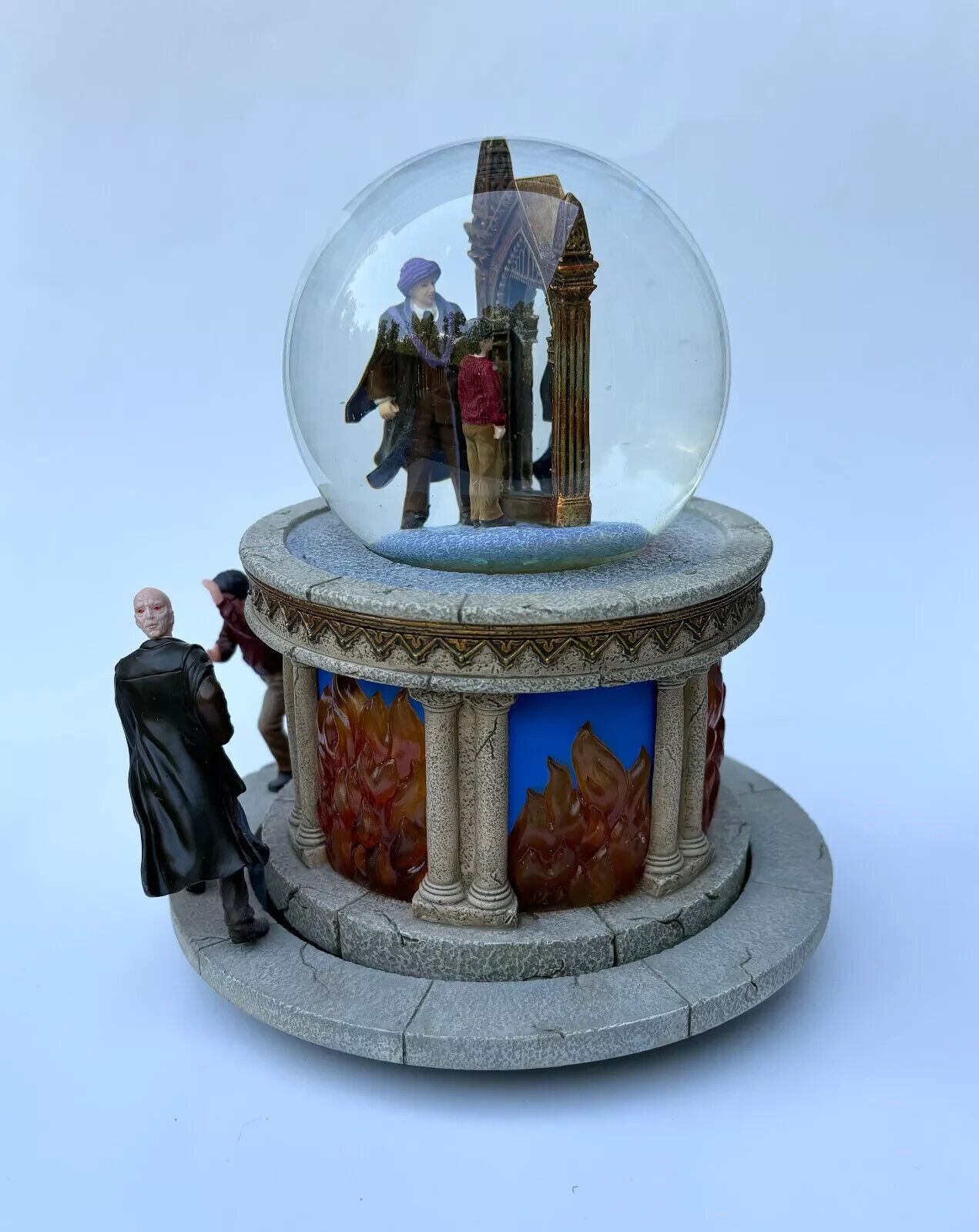 Harry Potter Final Battle Waterglobe with Valdemort *rare*