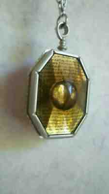 Harry Potter Horcrux Locket / R.A.B. Note