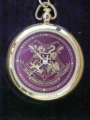 HARRY POTTER- ULTRA RARE JAPANESE HOGWARTS POCKET WATCH ! NEW IN WOOD BOX !