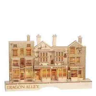LAST ONE... OFFICIAL HARRY POTTER DIAGON ALLEY LIGHT UP WOODEN CENTREPIECE