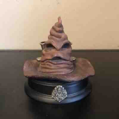 The Nobel Collection Harry Potter Sorting Hat Pen Display