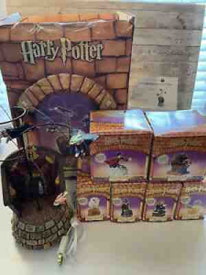 LOT Dept 56 Harry Potter Secret Boxes Figurine and Charm 2000 + Animated Scene!!